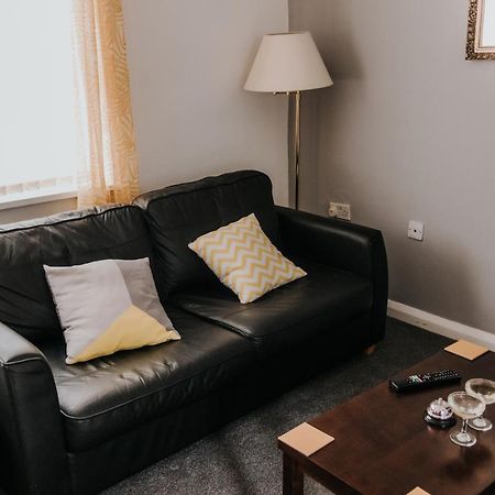 Coach House, A Cosy Nook In The Heart Of Tyne And Wear, With Parking, Wifi, Smart Tv, Close To All Travel Links Including Durham, Newcastle, Metrocentre, Sunderland Washington  Ngoại thất bức ảnh
